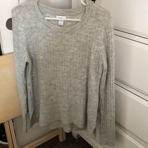 Grey Old Navy Sweater